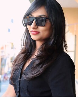 Shruthi R