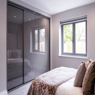 Contemporary Grey Sliding Wardrobe with High Gloss Finish