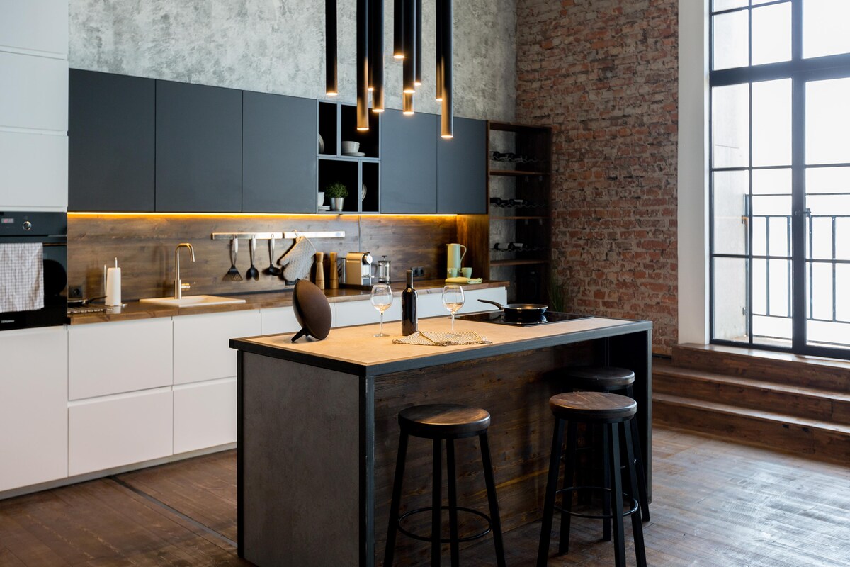 Opulent and Stylish Modular Kitchen