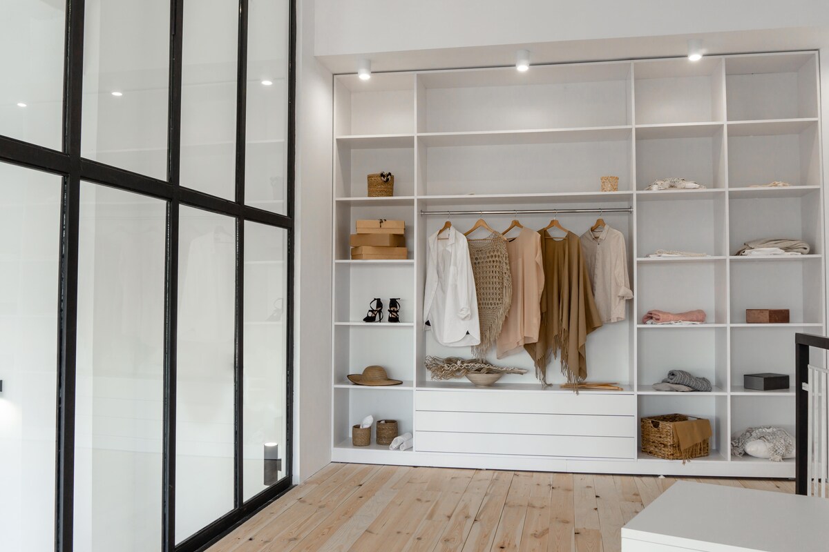 Modern Full Length Wardrobe Design