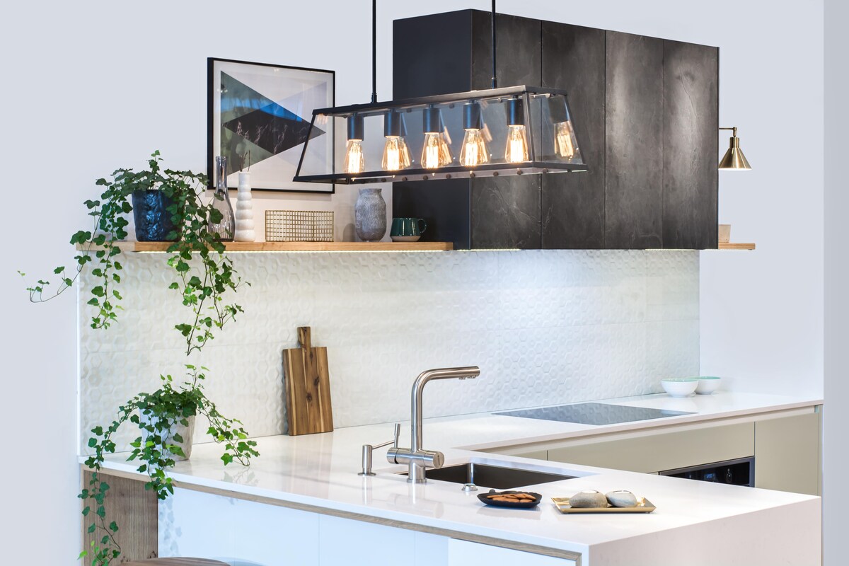 White Modular Kitchen Sunmica Designs White Modular Kitchen Sunmica Designs