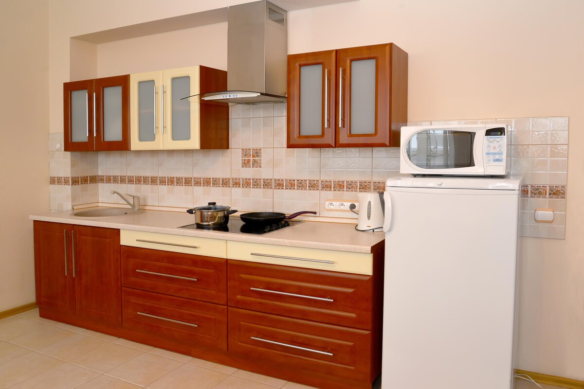 Traditional Classic Indian Modular Kitchen Traditional Classic Indian Modular Kitchen