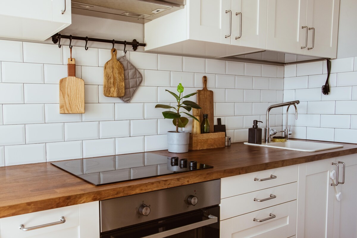 Plain White Simple Kitchen Tiles