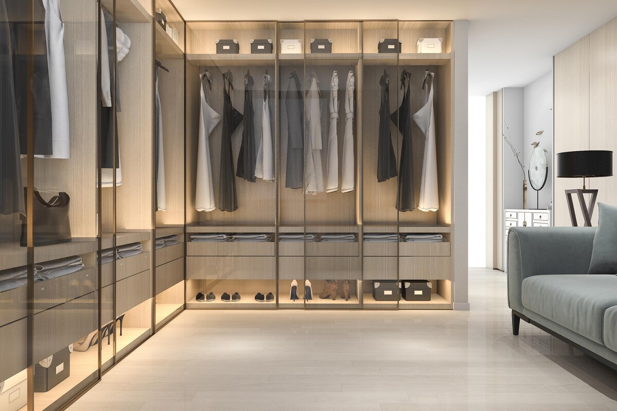 Spectacular Modern Wardrobe