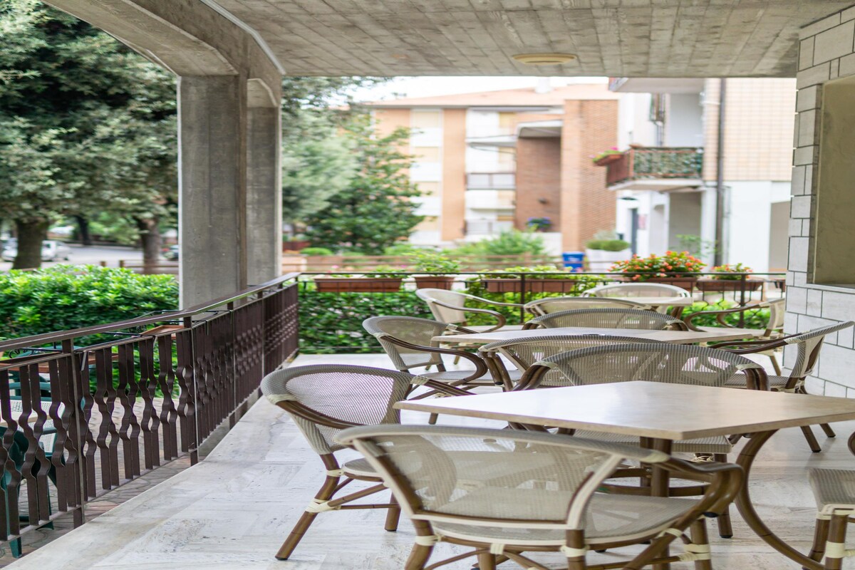 Cosy Modern Balcony Design with a Table
