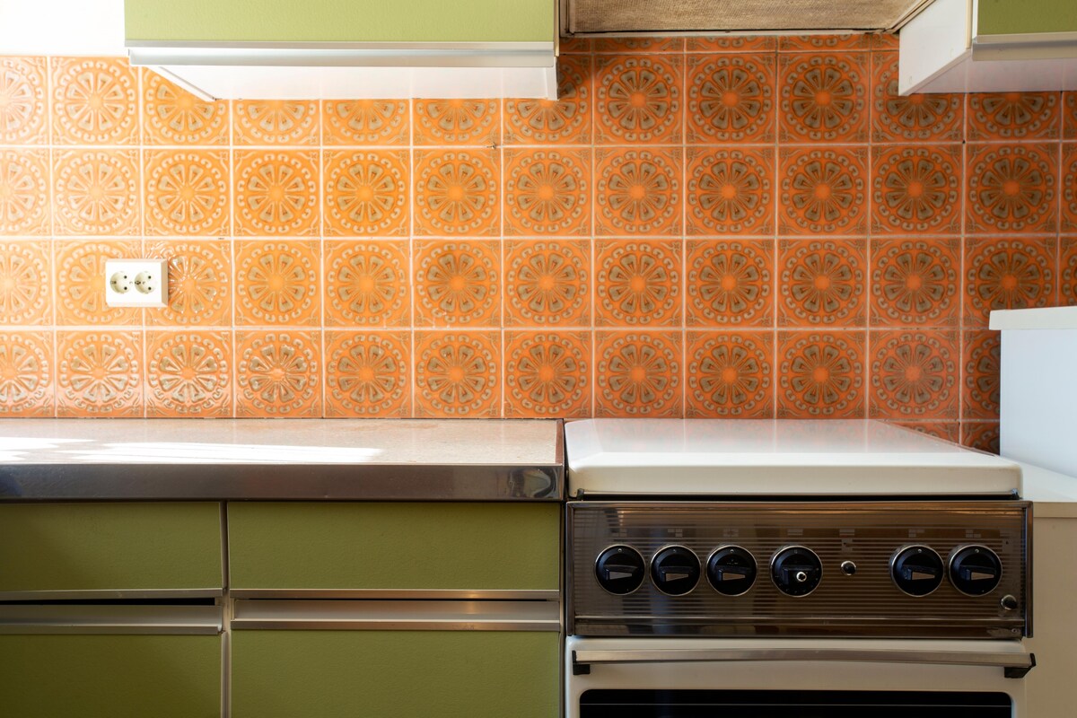 Vintage Orange Kitchen Tiles Vintage Orange Kitchen Tiles