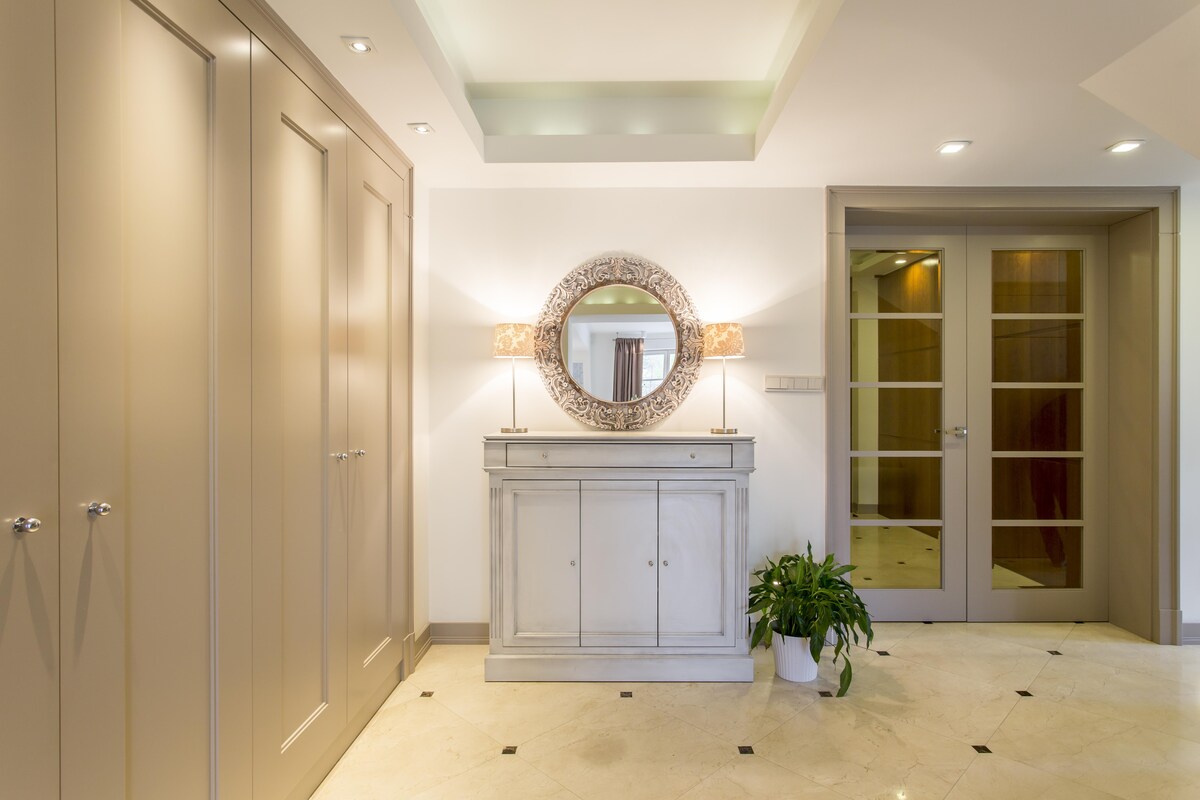 Fitted Wardrobe Doors for a Posh Look Fitted Wardrobe Doors for a Posh Look