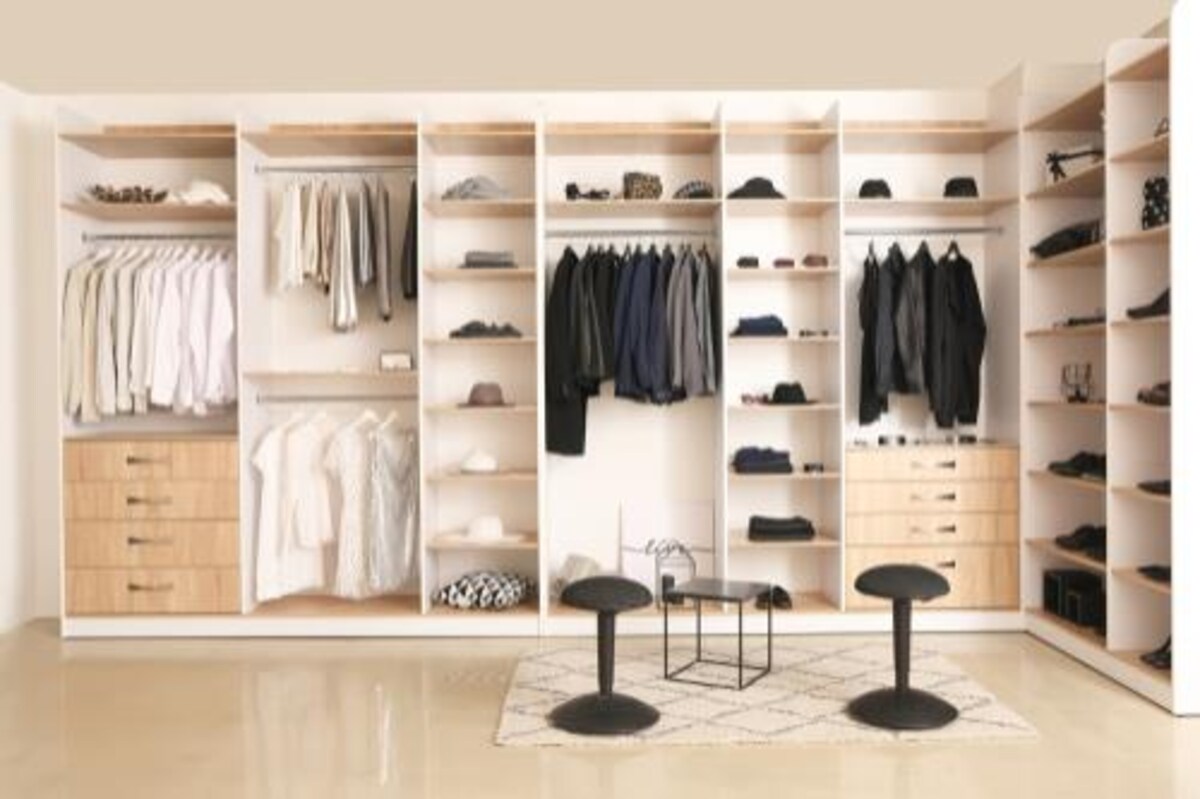 Modern Cashmere Wardrobe Design