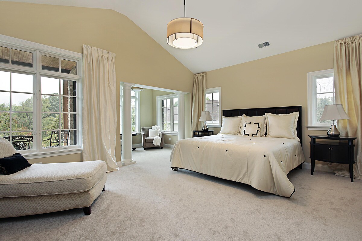 Master Bedroom Design with a Sofa Master Bedroom Design with a Sofa