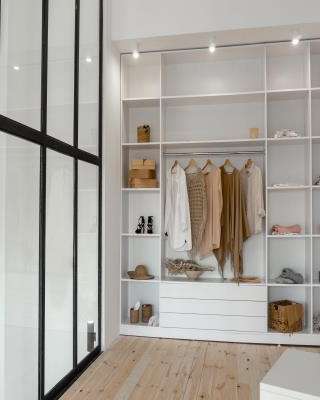 Modern Full Length Wardrobe Design