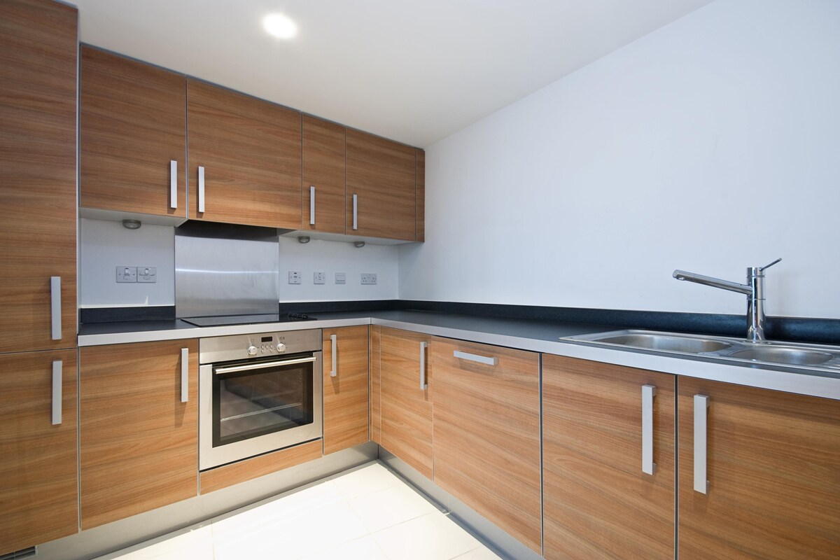 Light Brown and White Modular Kitchen Design Light Brown and White Modular Kitchen Design