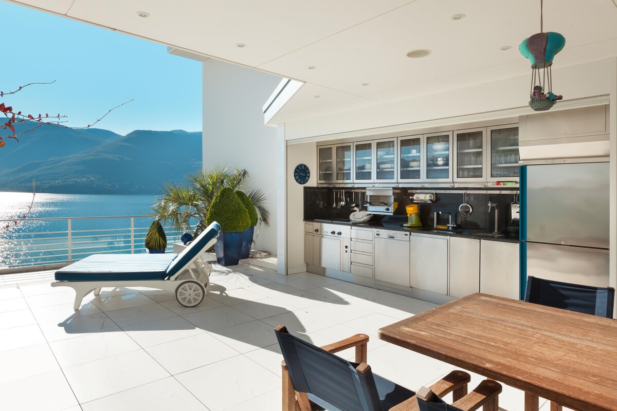 Outdoor Kitchen Tile in a Penthouse