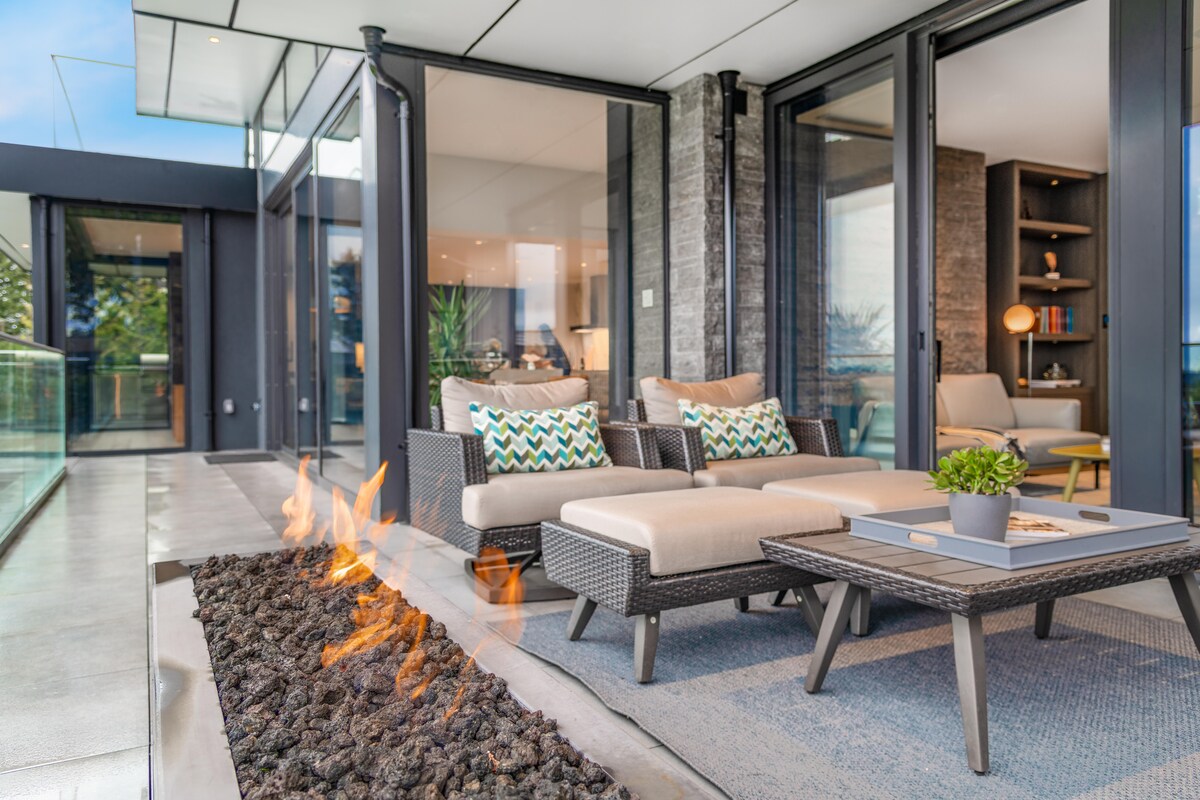 Elegant Modern Balcony Design Elegant Modern Balcony Design