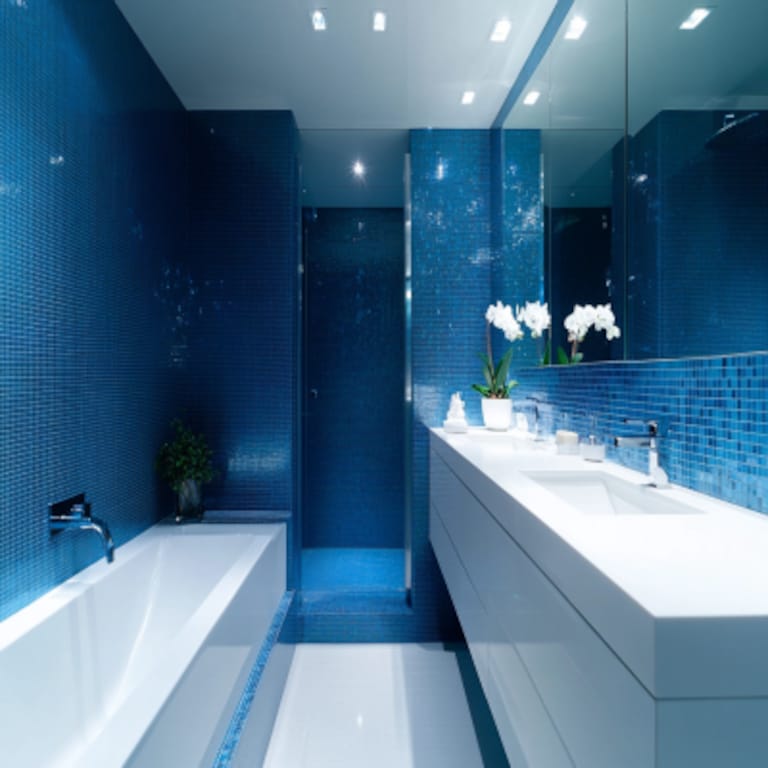 Contemporary Blue And White Bathroom Design With White Vanity Unit