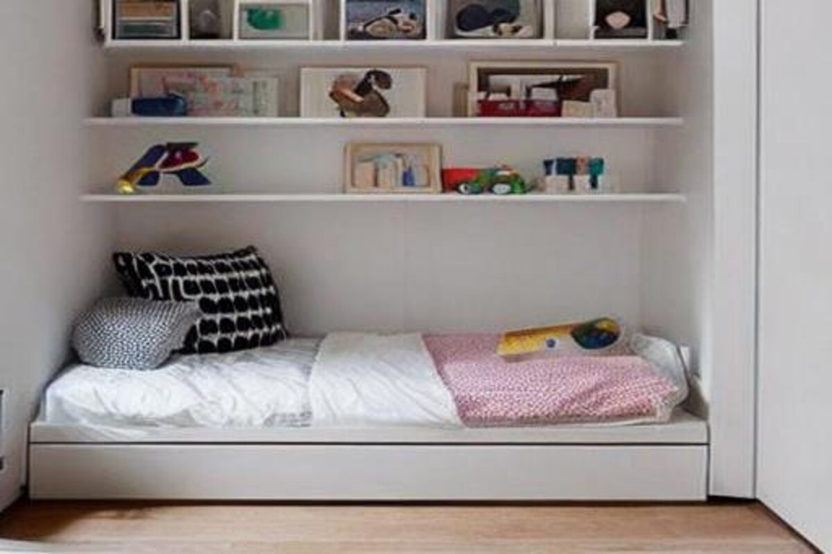 Smart Minimalistic Kids Room Design