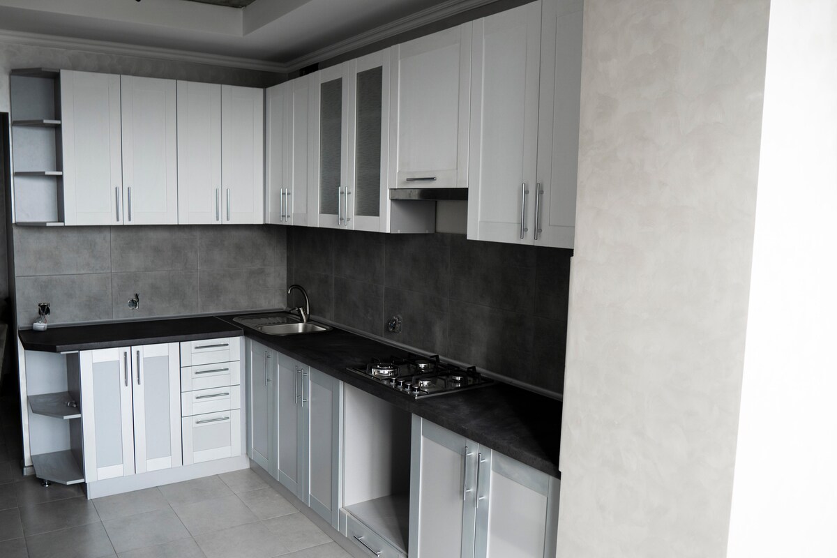 Compact L Shaped Modular Kitchen Design