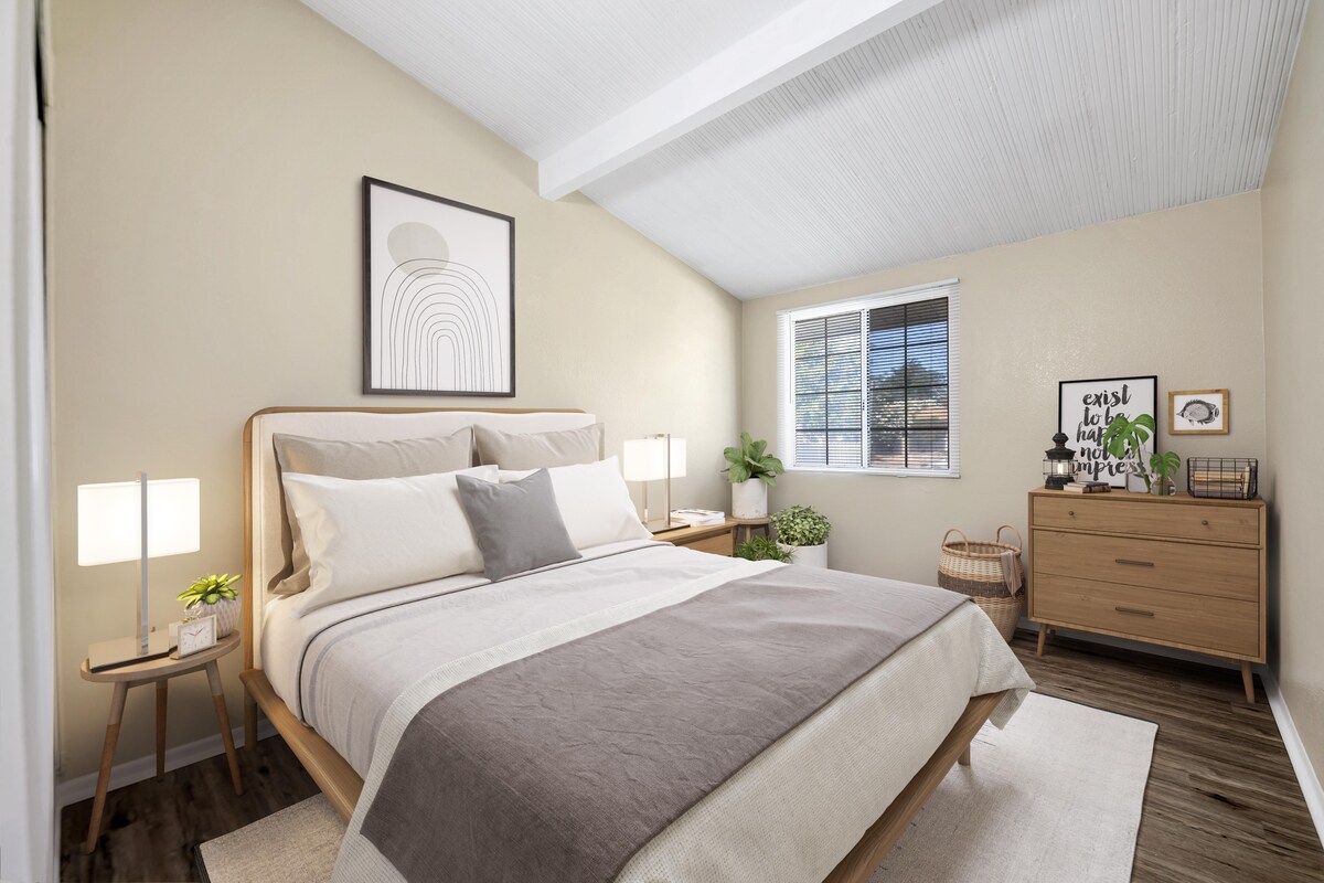Master Bedroom Design with a Cabinet Master Bedroom Design with a Cabinet