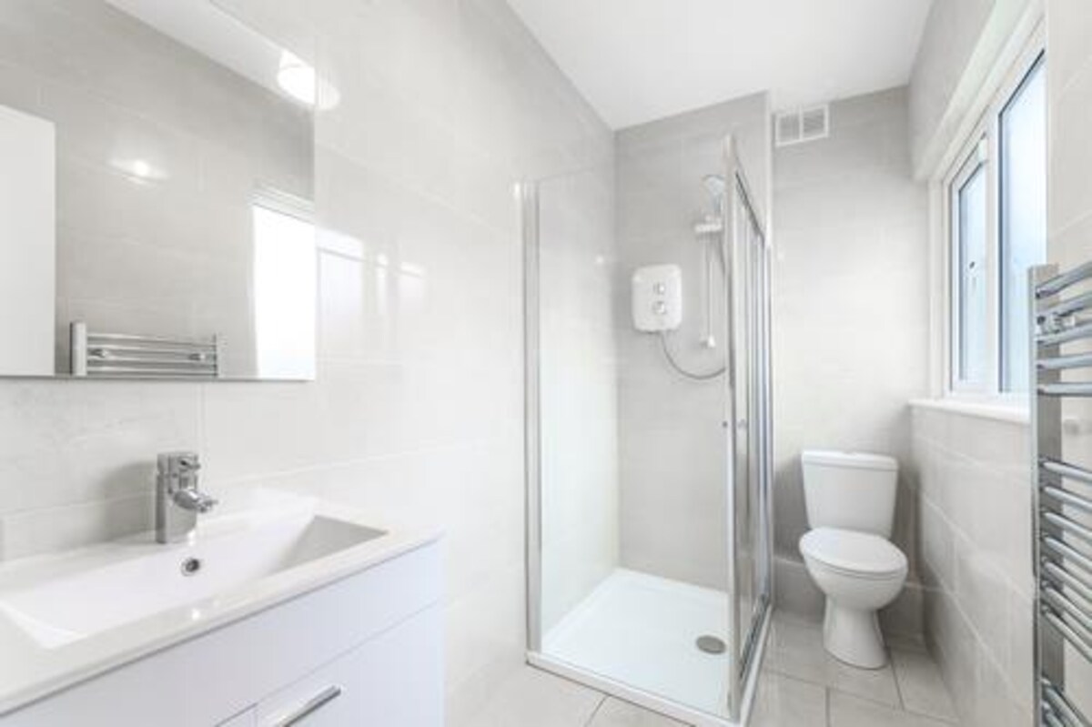 Luxurious Small Bathroom Design Luxurious Small Bathroom Design