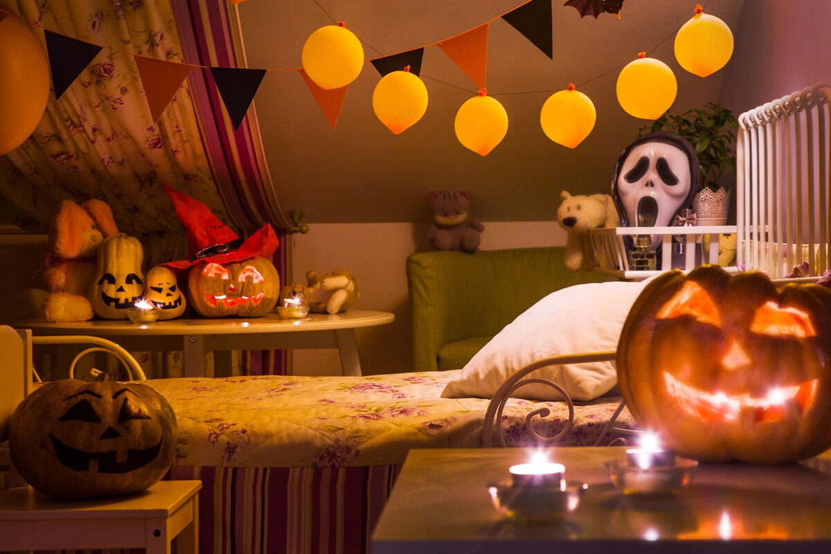 Creepy Kids Room with a Halloween Theme Creepy Kids Room with a Halloween Theme