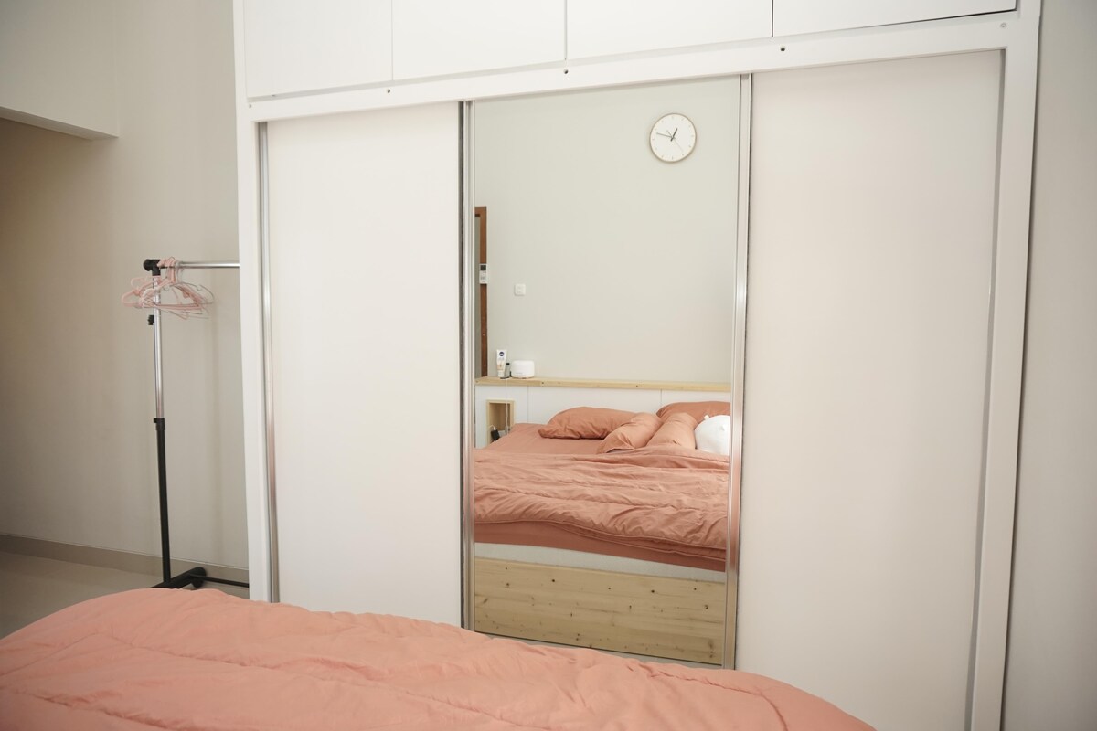 Simple Single mirror wardrobe Simple Single mirror wardrobe