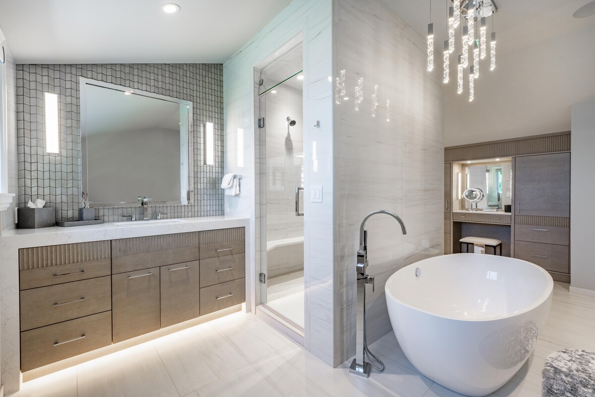 Modern Large Bathroom Design Modern Large Bathroom Design