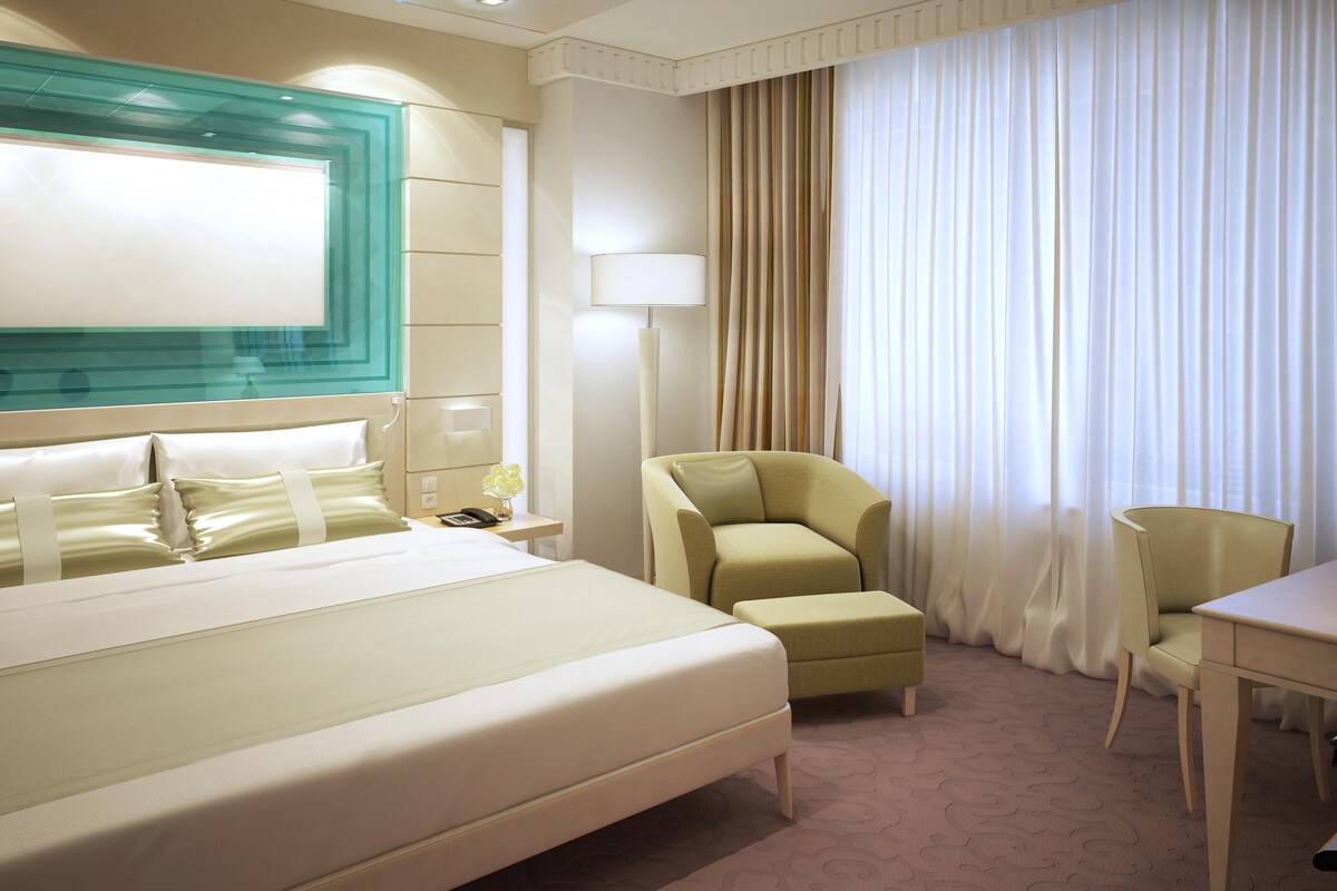 Master Bedroom Design with Peaches and Cream Walls Master Bedroom Design with Peaches and Cream Walls