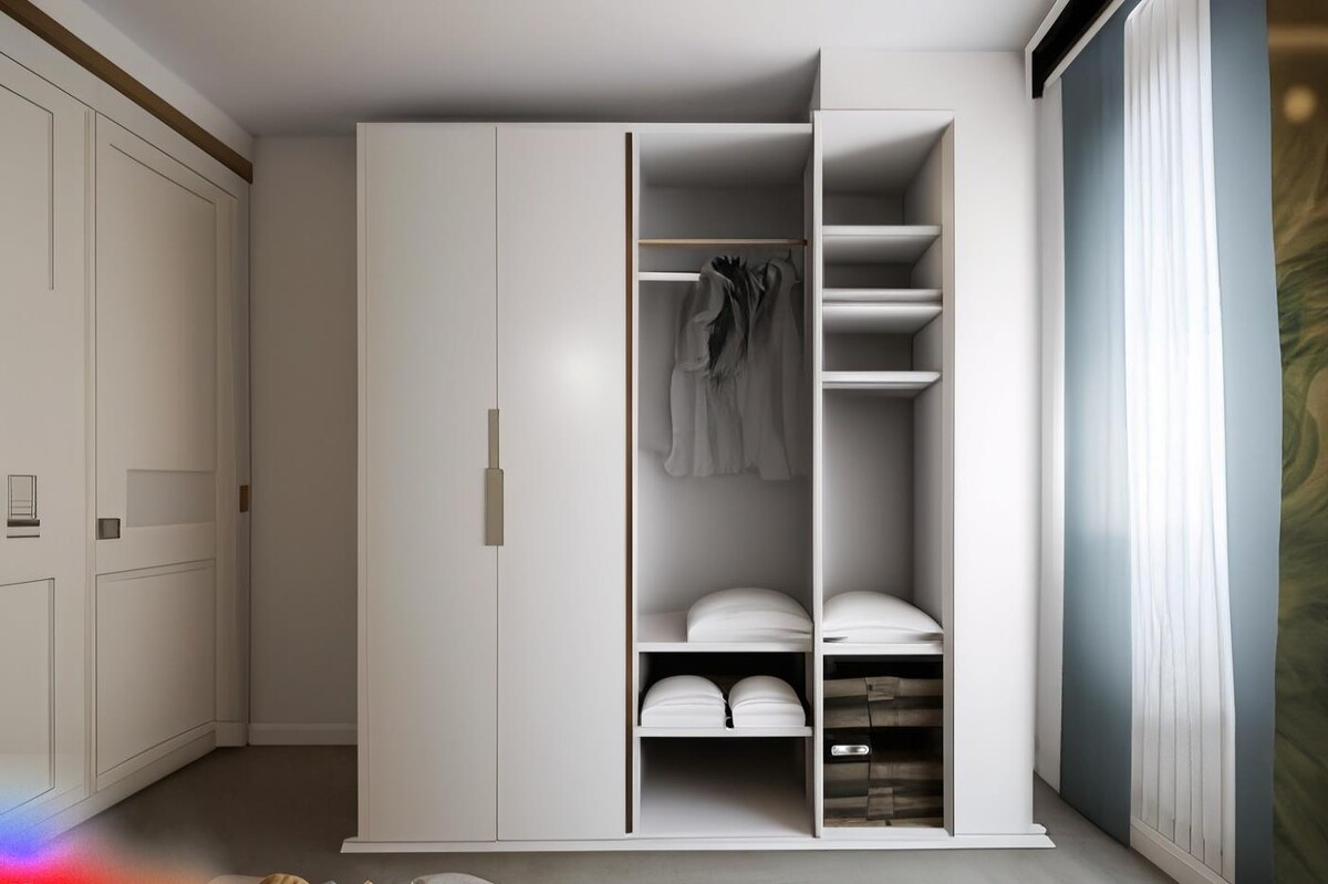 Classic White Bedroom Wardrobe