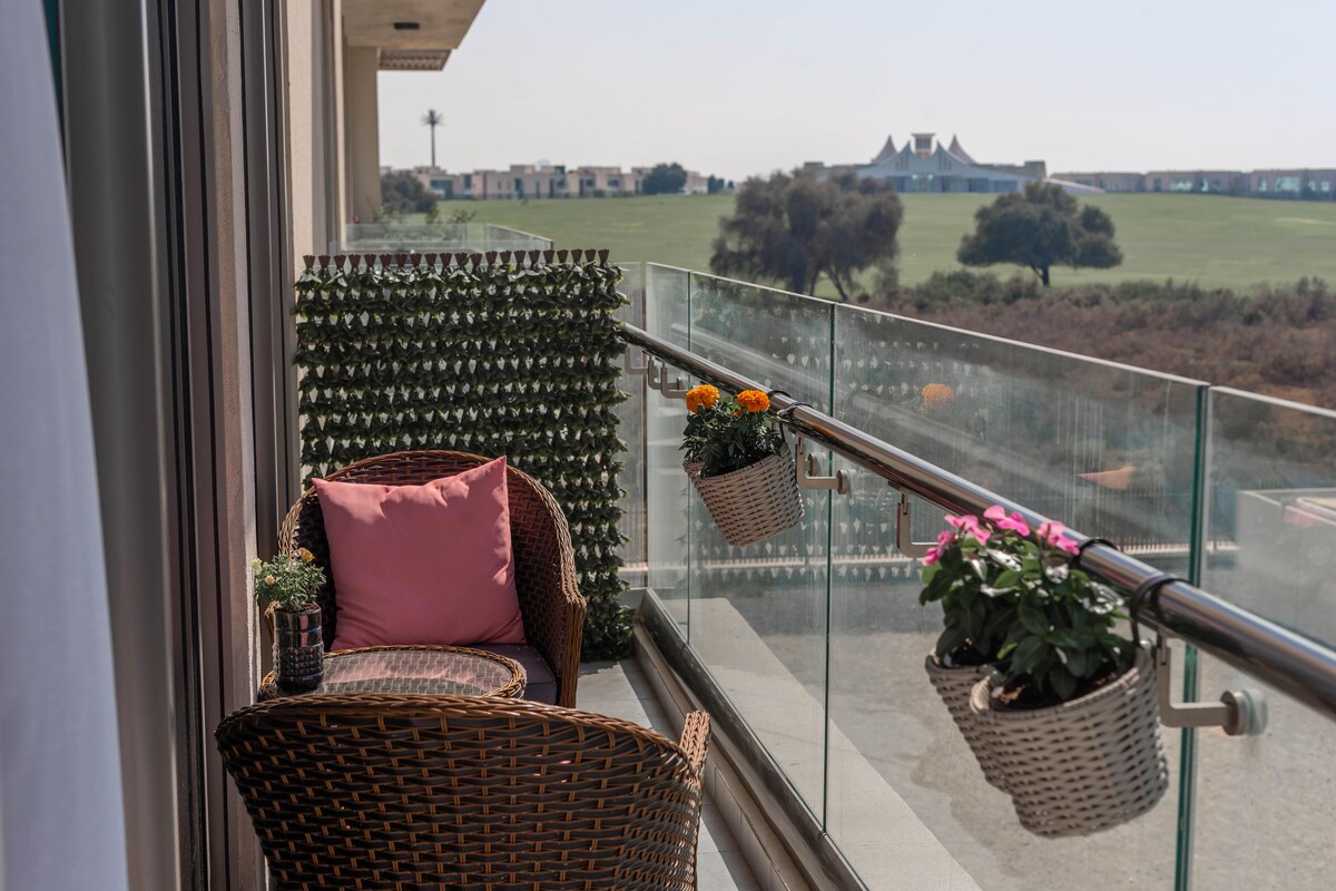Elegant Balcony Design with Wicker Furniture Elegant Balcony Design with Wicker Furniture