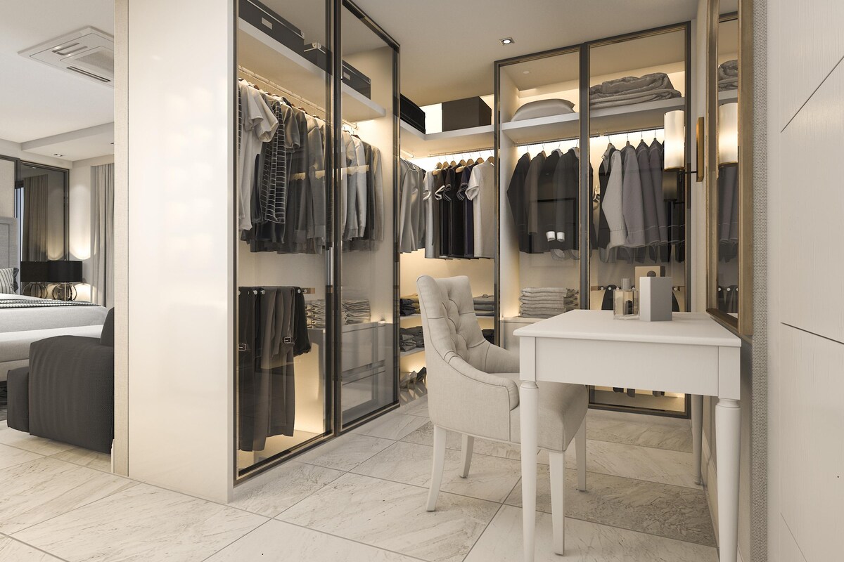 Luxurious Cashmere Wardrobe Design