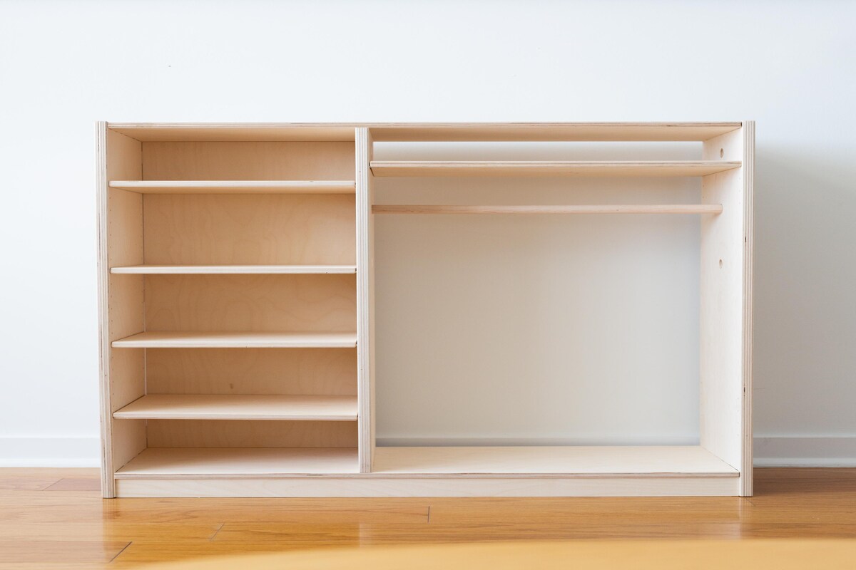 Compact Wardrobe for Kids Compact Wardrobe for Kids