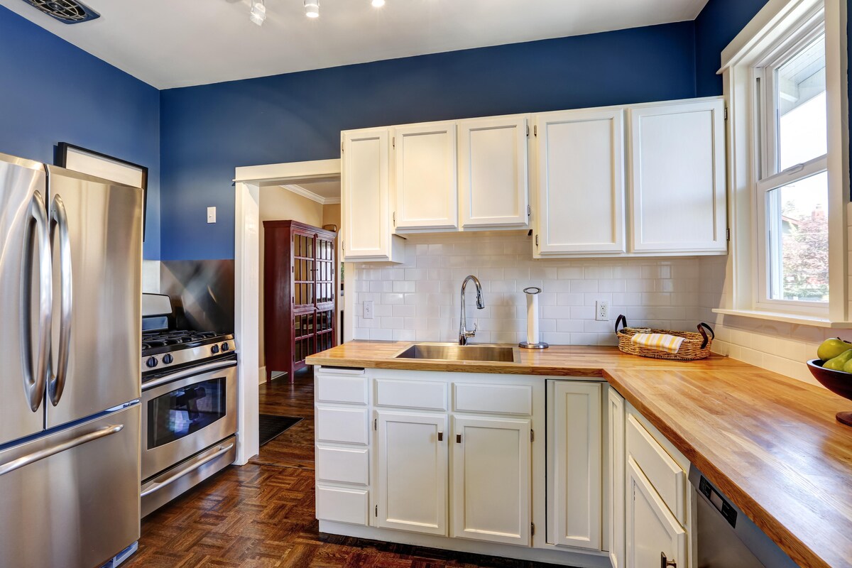 Classy White Modular Kitchen Design