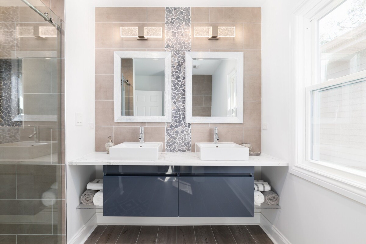 Functional Low-Cost Bathroom Design