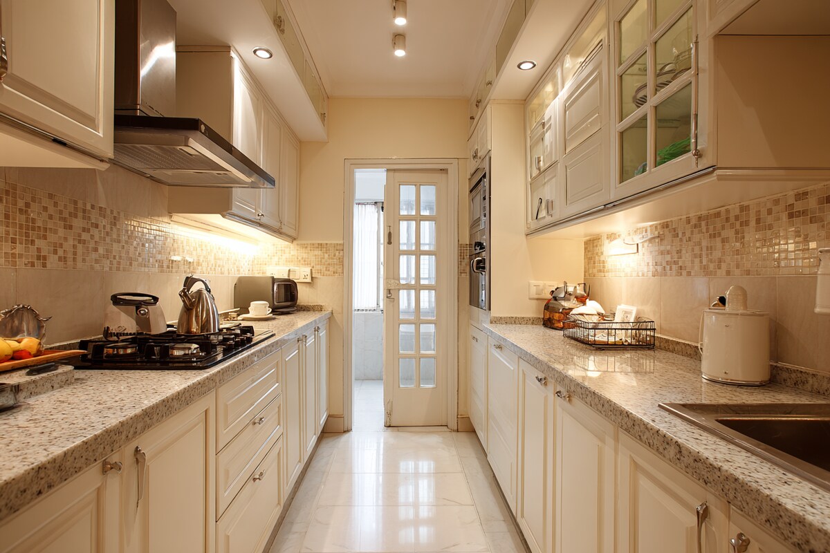Classic Parallel Kitchen Design in Off White with Granite Countertop Classic Parallel Kitchen Design in Off White with Granite Countertop