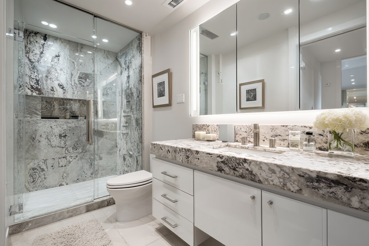 Contemporary Bathroom Design With A Granite Countertop Contemporary Bathroom Design With A Granite Countertop