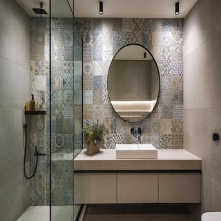 Contemporary Bathroom Design With Printed Mosaic Tiles