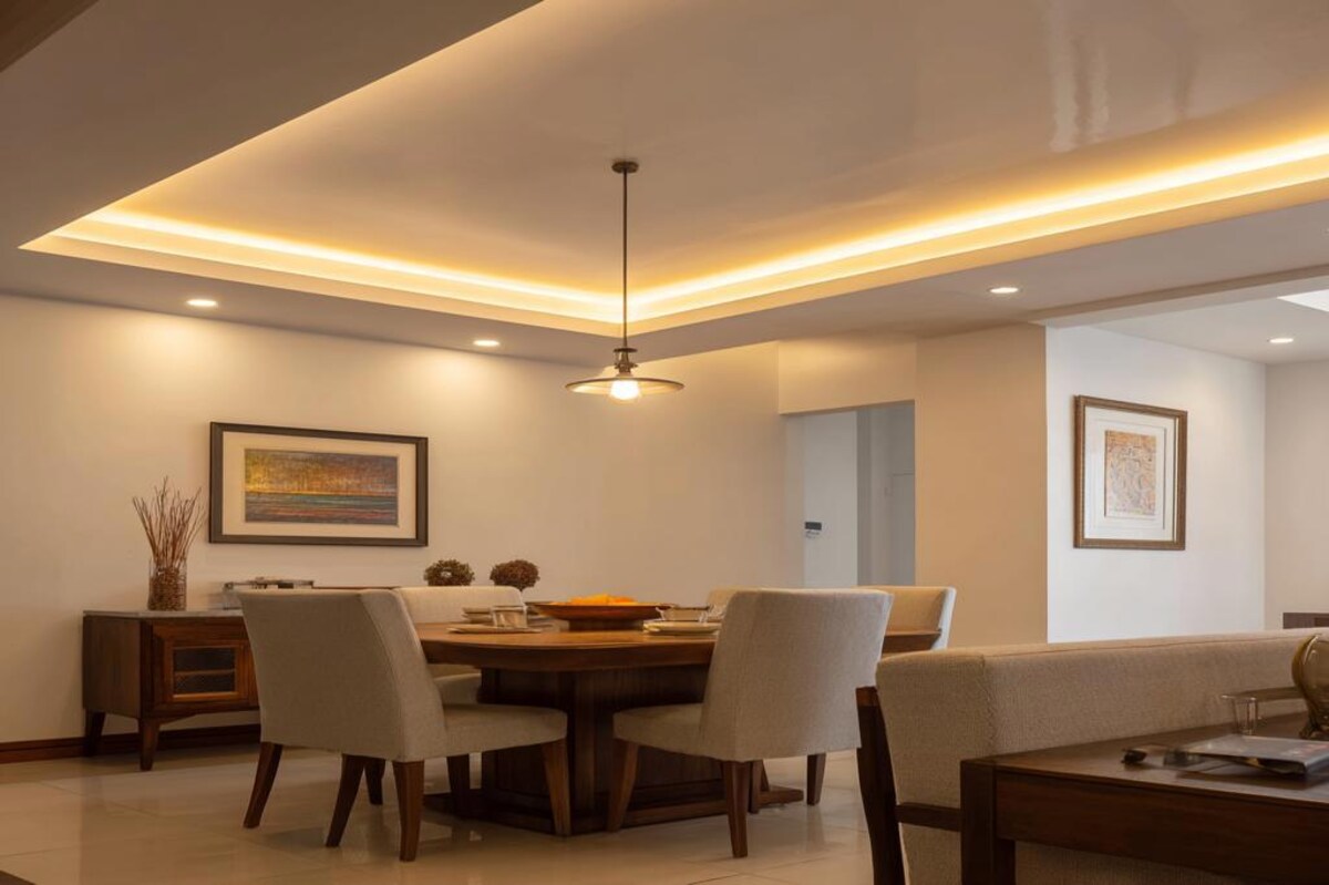 Minimal Single Layer False Ceiling Design with Pendant and Cove Lighting