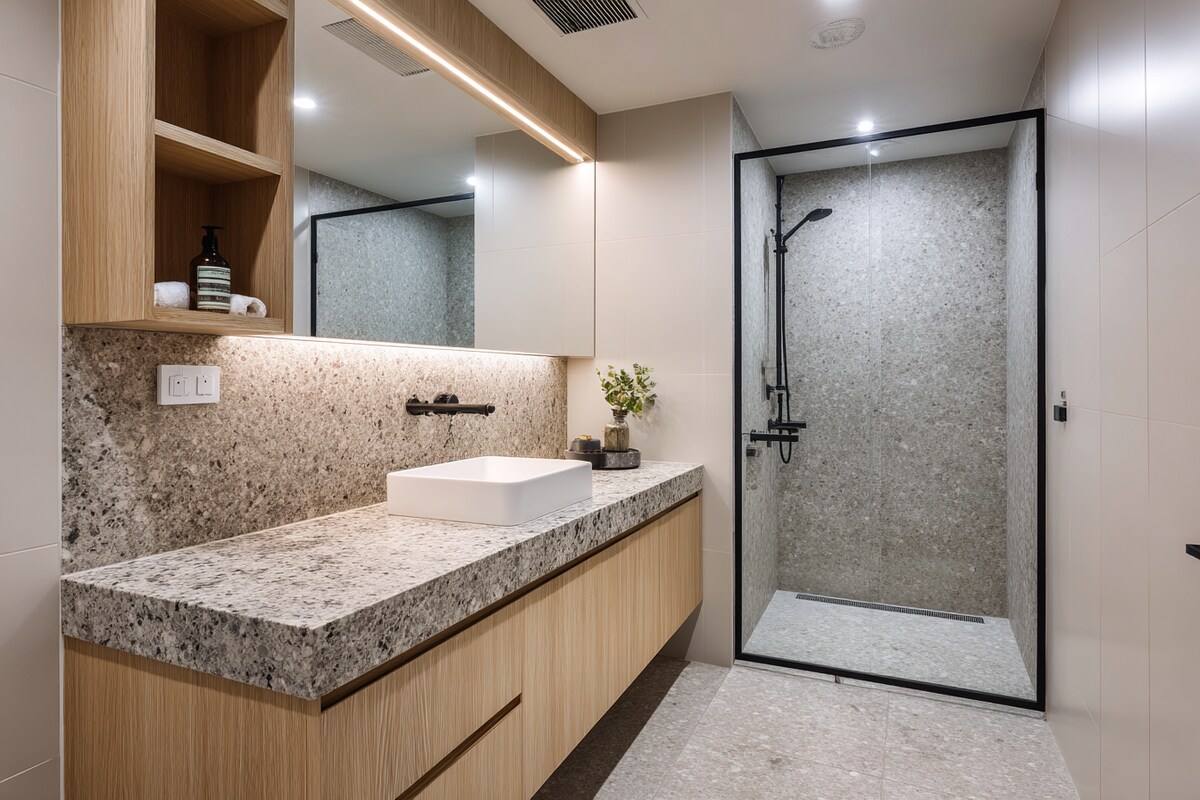 Modern Bathroom Design With Granite Countertop Modern Bathroom Design With Granite Countertop