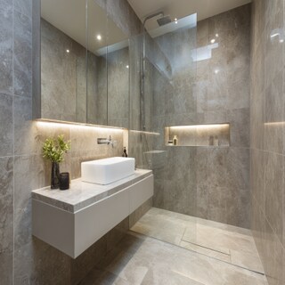 Modern Bathroom Design With Granite Tiles