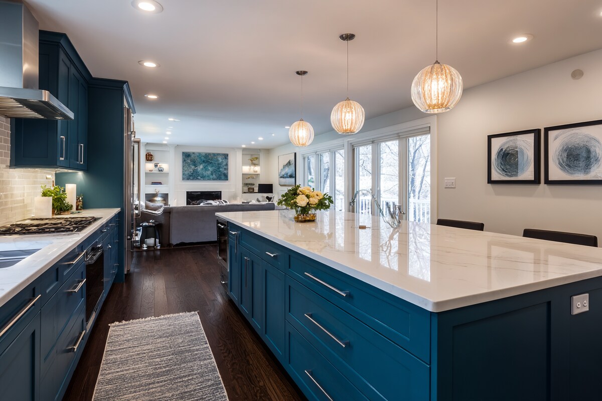 Modern Open Kitchen Design in Deep Teal Blue and Quartz Top Modern Open Kitchen Design in Deep Teal Blue and Quartz Top