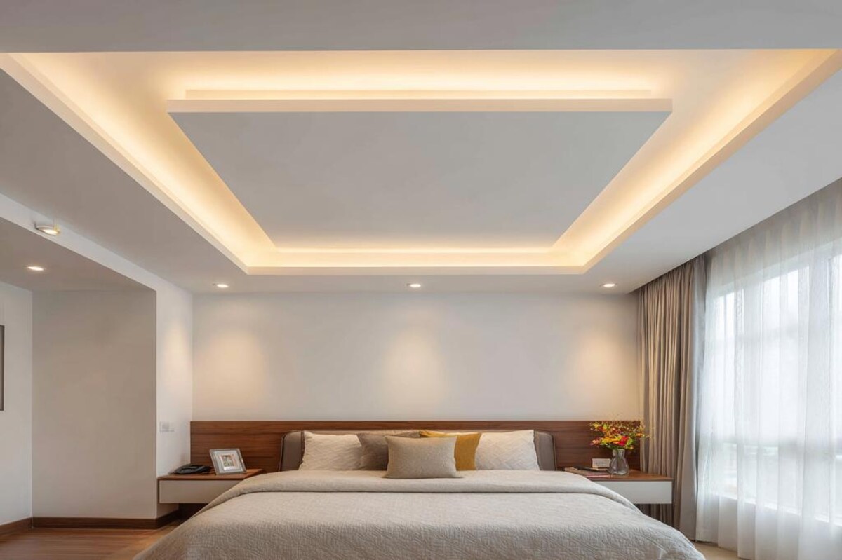 Rectangular Single Layer False Ceiling Design with Spot and Cove Lighting