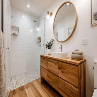 Small Bathroom Idea With Wooden Vanity Unit And Flooring