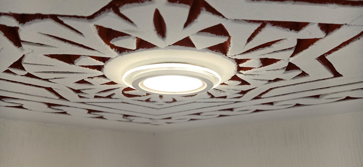 Triangular False Ceiling In Kitchen